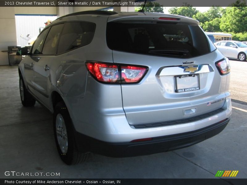 Silver Ice Metallic / Dark Titanium/Light Titanium 2013 Chevrolet Traverse LS
