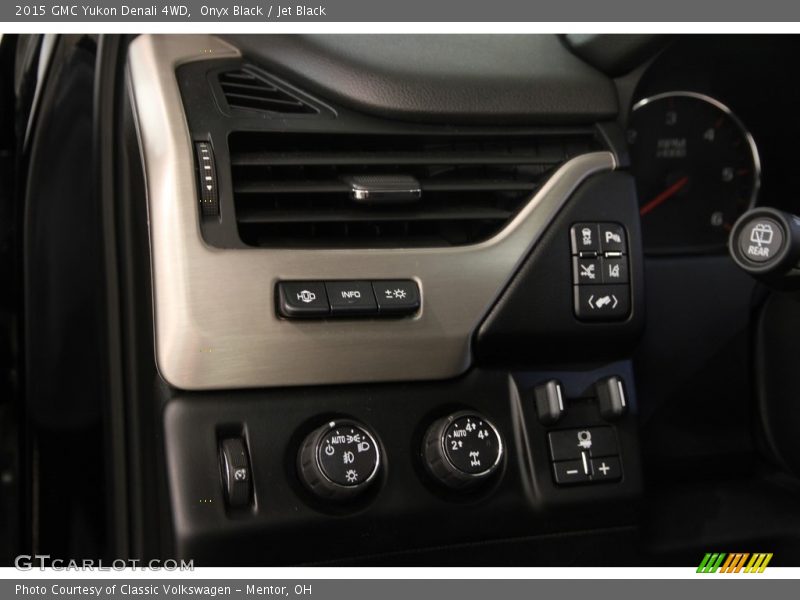 Onyx Black / Jet Black 2015 GMC Yukon Denali 4WD