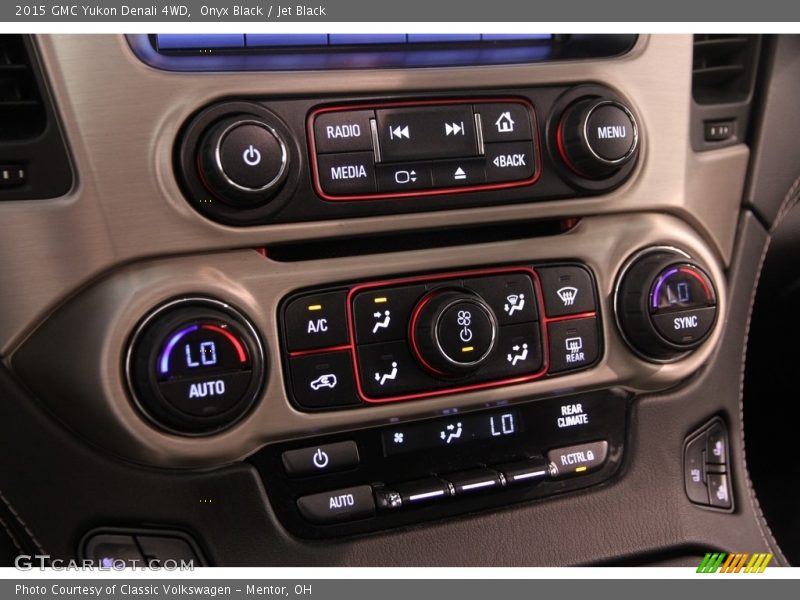 Onyx Black / Jet Black 2015 GMC Yukon Denali 4WD
