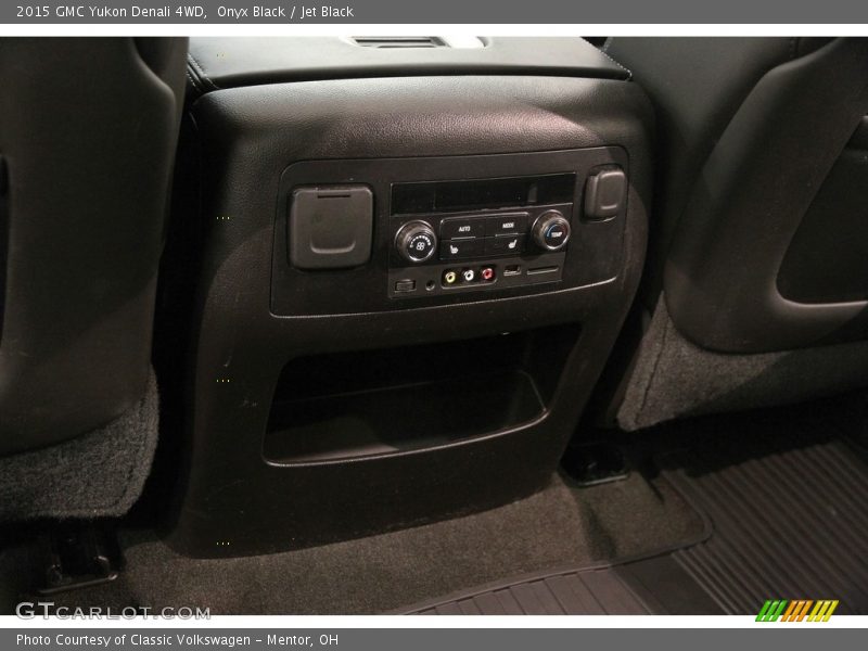 Onyx Black / Jet Black 2015 GMC Yukon Denali 4WD