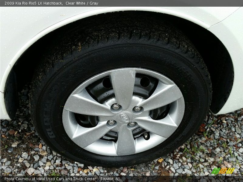 Clear White / Gray 2009 Kia Rio Rio5 LX Hatchback