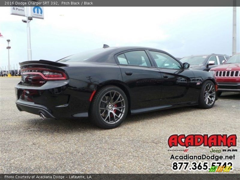 Pitch Black / Black 2016 Dodge Charger SRT 392