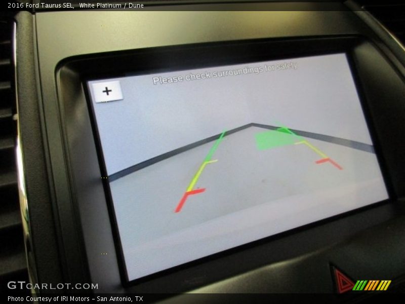 White Platinum / Dune 2016 Ford Taurus SEL