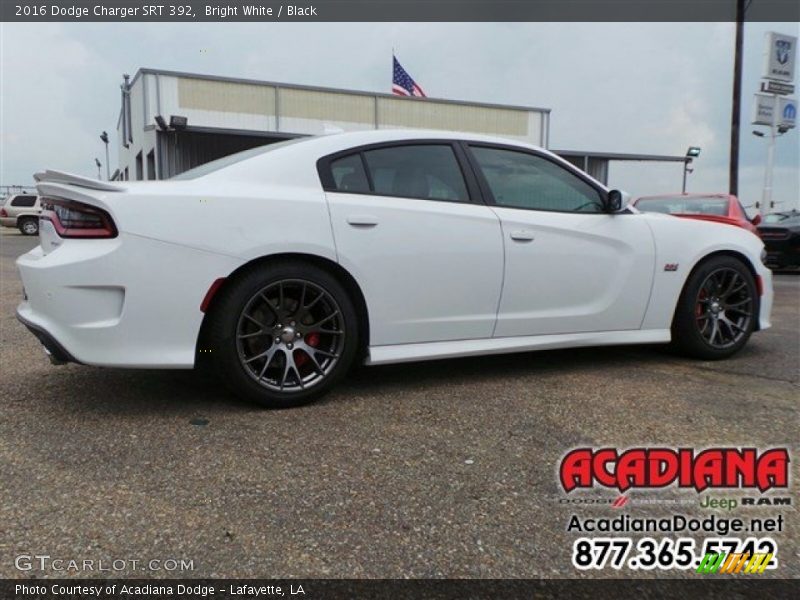 Bright White / Black 2016 Dodge Charger SRT 392