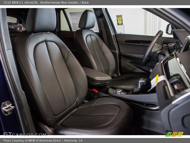 Mediterranean Blue metallic / Black 2016 BMW X1 xDrive28i