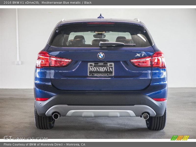 Mediterranean Blue metallic / Black 2016 BMW X1 xDrive28i
