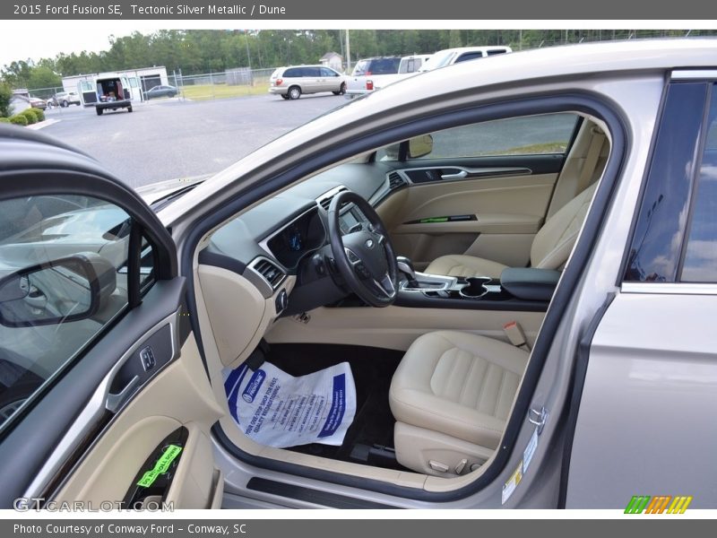 Tectonic Silver Metallic / Dune 2015 Ford Fusion SE