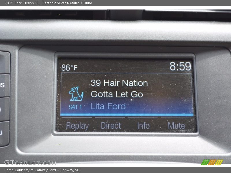 Tectonic Silver Metallic / Dune 2015 Ford Fusion SE