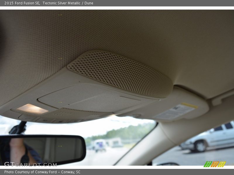 Tectonic Silver Metallic / Dune 2015 Ford Fusion SE