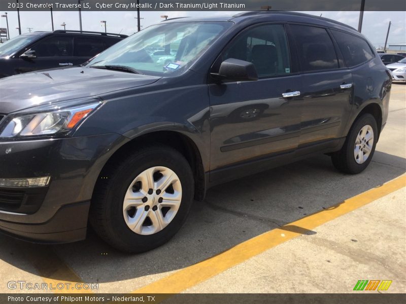Cyber Gray Metallic / Dark Titanium/Light Titanium 2013 Chevrolet Traverse LS