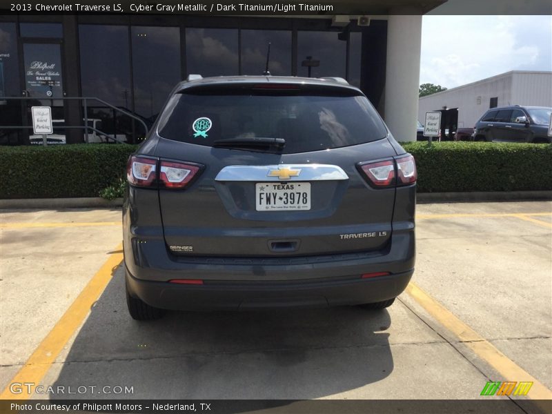 Cyber Gray Metallic / Dark Titanium/Light Titanium 2013 Chevrolet Traverse LS