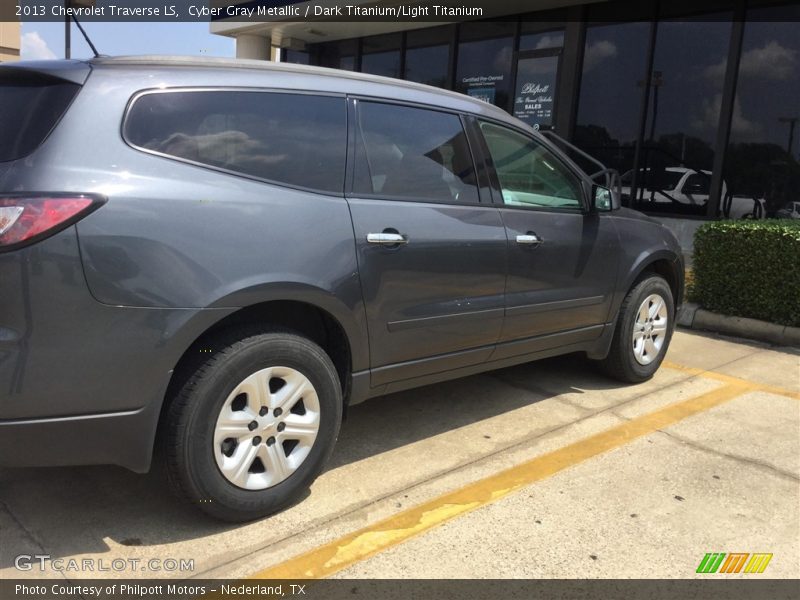 Cyber Gray Metallic / Dark Titanium/Light Titanium 2013 Chevrolet Traverse LS