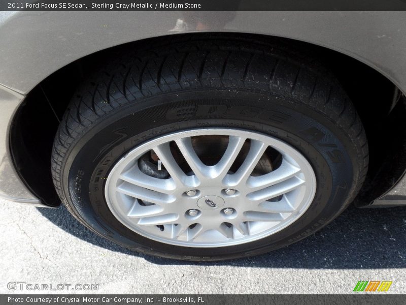 Sterling Gray Metallic / Medium Stone 2011 Ford Focus SE Sedan