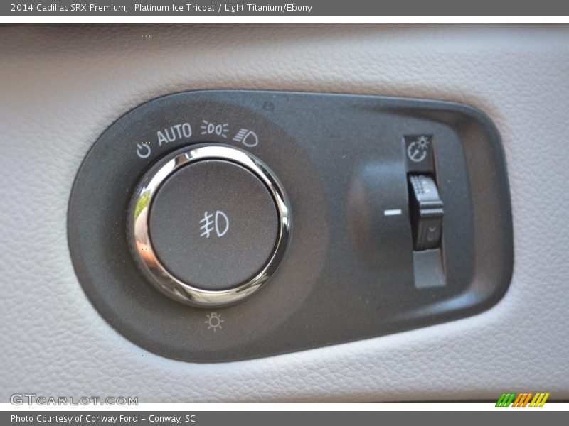 Platinum Ice Tricoat / Light Titanium/Ebony 2014 Cadillac SRX Premium