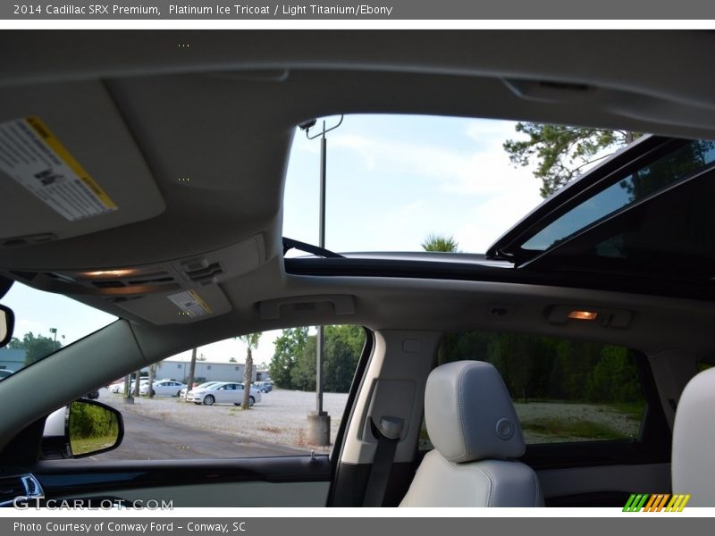 Platinum Ice Tricoat / Light Titanium/Ebony 2014 Cadillac SRX Premium