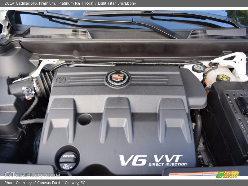 Platinum Ice Tricoat / Light Titanium/Ebony 2014 Cadillac SRX Premium