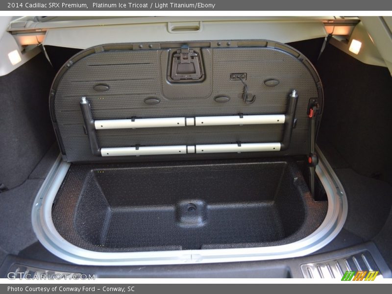 Platinum Ice Tricoat / Light Titanium/Ebony 2014 Cadillac SRX Premium