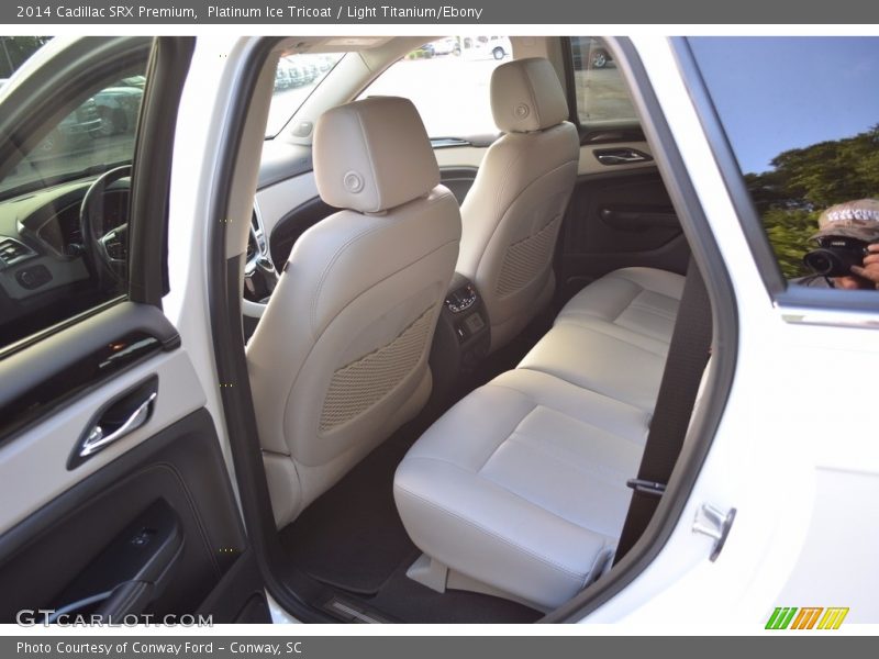 Platinum Ice Tricoat / Light Titanium/Ebony 2014 Cadillac SRX Premium