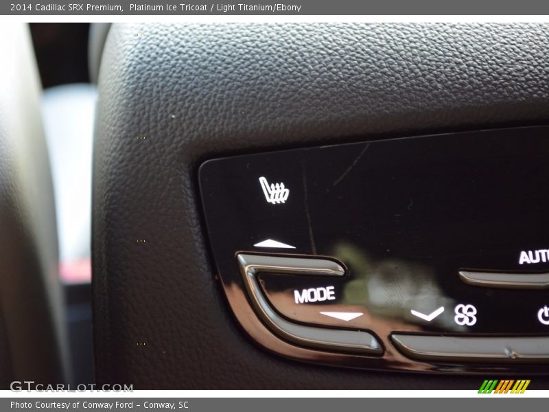 Platinum Ice Tricoat / Light Titanium/Ebony 2014 Cadillac SRX Premium