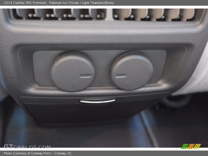 Platinum Ice Tricoat / Light Titanium/Ebony 2014 Cadillac SRX Premium