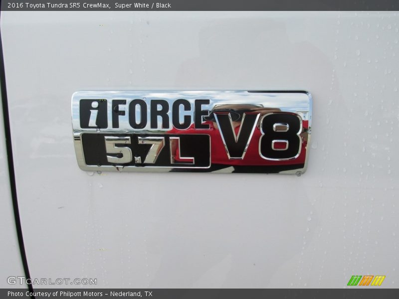 Super White / Black 2016 Toyota Tundra SR5 CrewMax