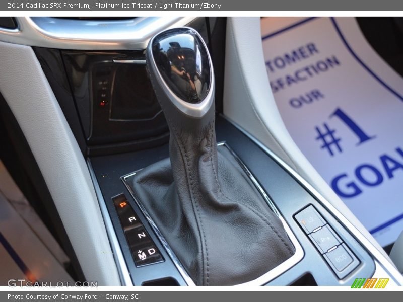 Platinum Ice Tricoat / Light Titanium/Ebony 2014 Cadillac SRX Premium