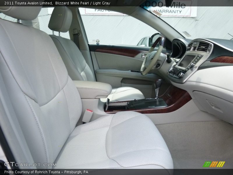Blizzard White Pearl / Light Gray 2011 Toyota Avalon Limited