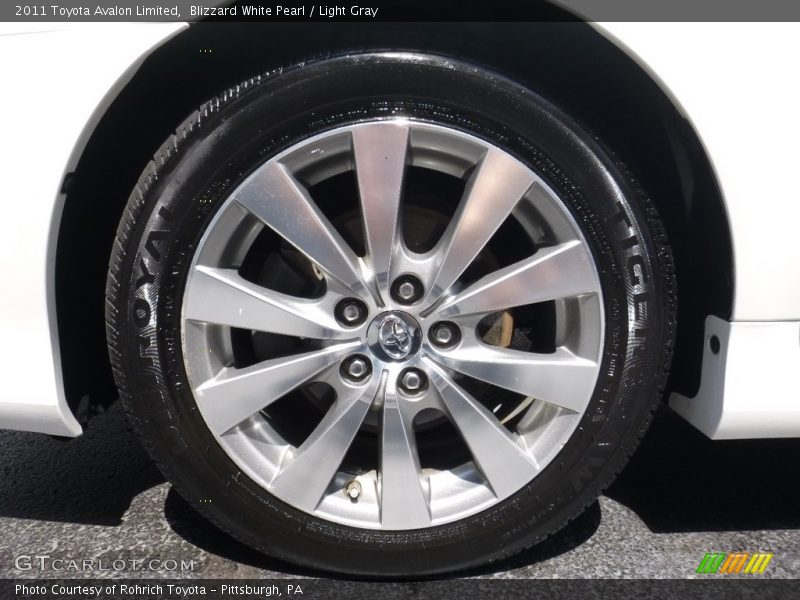 Blizzard White Pearl / Light Gray 2011 Toyota Avalon Limited