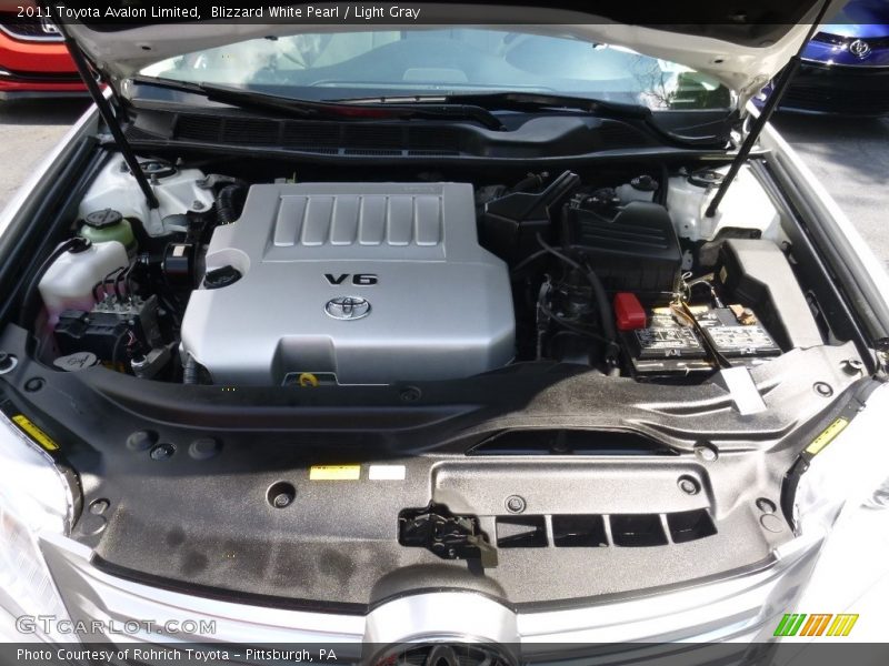 Blizzard White Pearl / Light Gray 2011 Toyota Avalon Limited