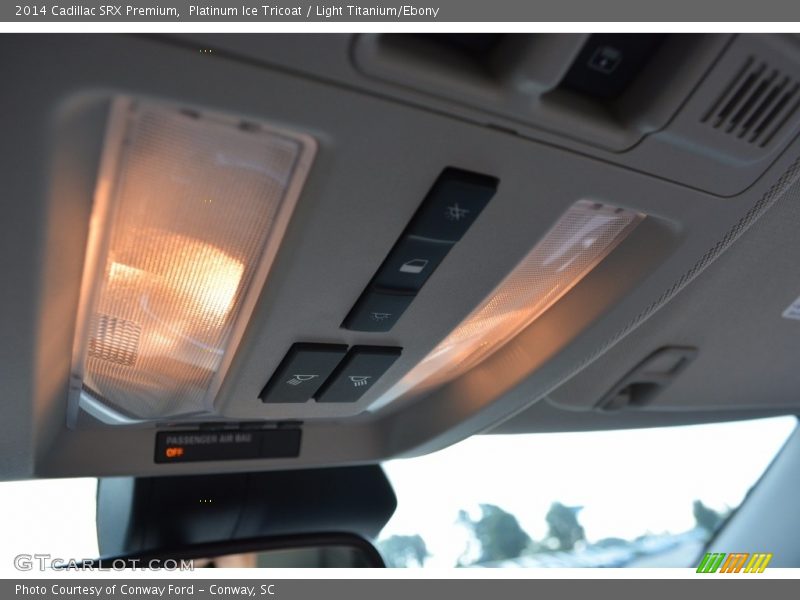 Platinum Ice Tricoat / Light Titanium/Ebony 2014 Cadillac SRX Premium