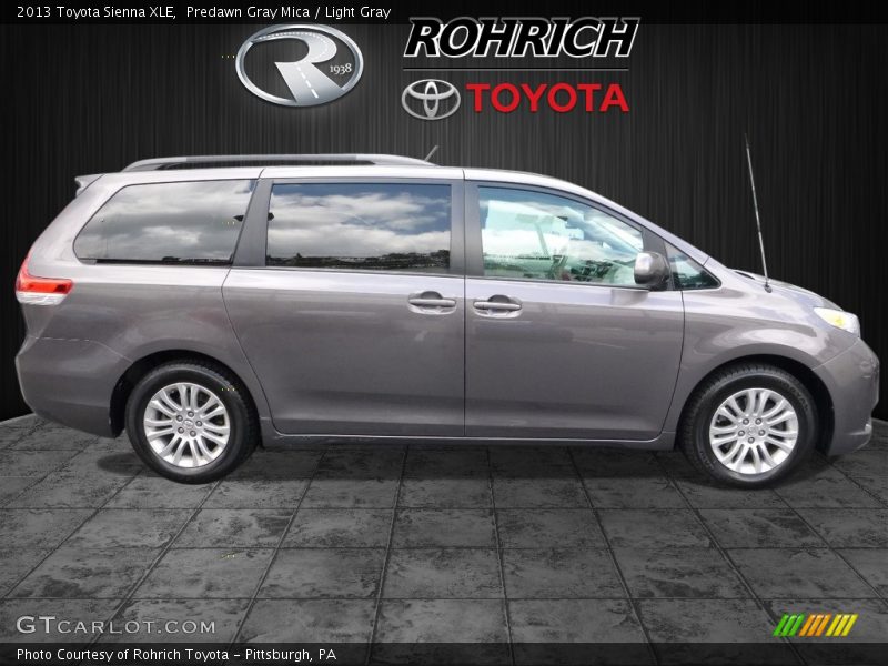 Predawn Gray Mica / Light Gray 2013 Toyota Sienna XLE
