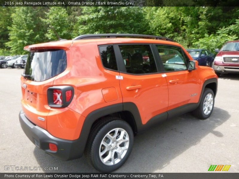 Omaha Orange / Bark Brown/Ski Grey 2016 Jeep Renegade Latitude 4x4