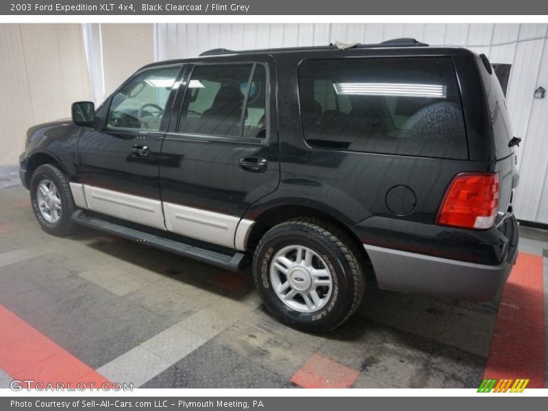 Black Clearcoat / Flint Grey 2003 Ford Expedition XLT 4x4