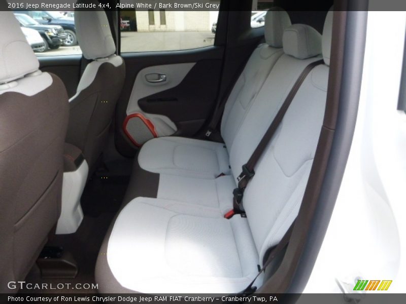 Alpine White / Bark Brown/Ski Grey 2016 Jeep Renegade Latitude 4x4