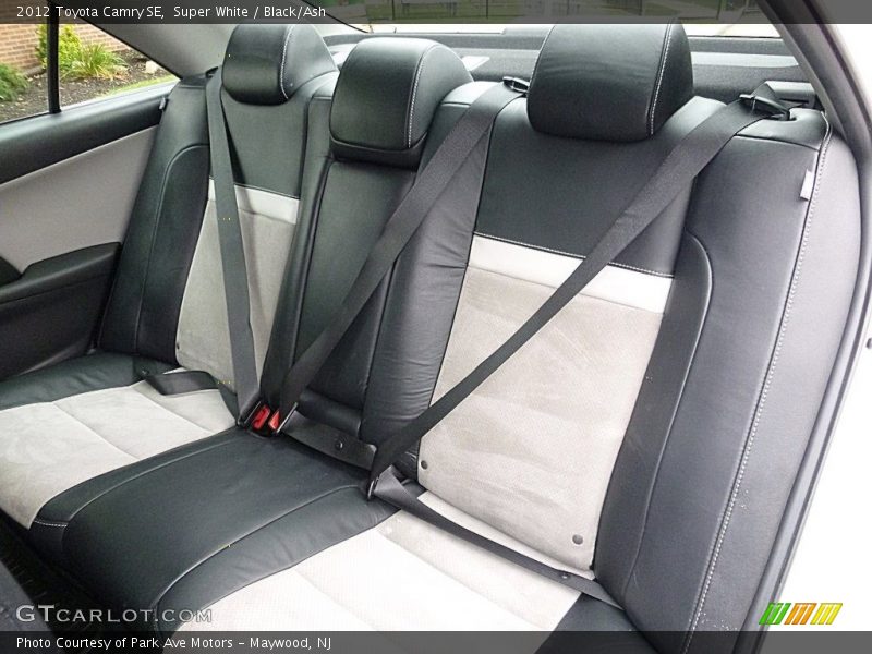 Super White / Black/Ash 2012 Toyota Camry SE