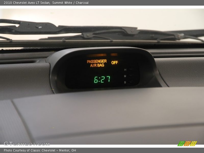 Summit White / Charcoal 2010 Chevrolet Aveo LT Sedan
