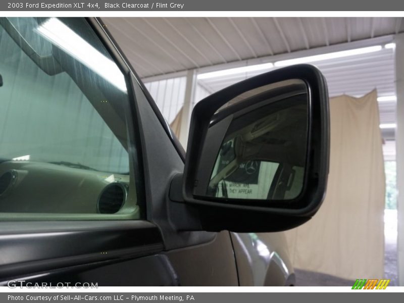 Black Clearcoat / Flint Grey 2003 Ford Expedition XLT 4x4