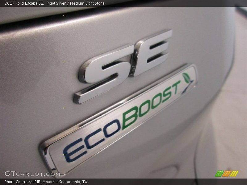 Ingot Silver / Medium Light Stone 2017 Ford Escape SE