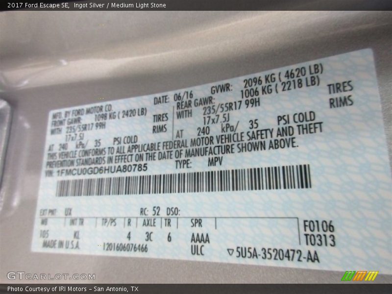 Ingot Silver / Medium Light Stone 2017 Ford Escape SE