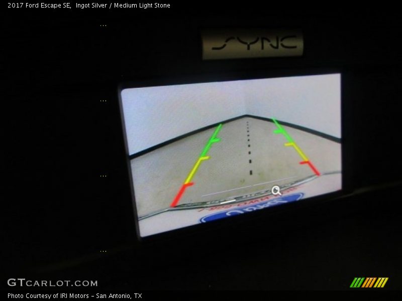 Ingot Silver / Medium Light Stone 2017 Ford Escape SE