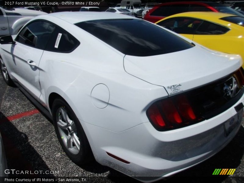 Oxford White / Ebony 2017 Ford Mustang V6 Coupe