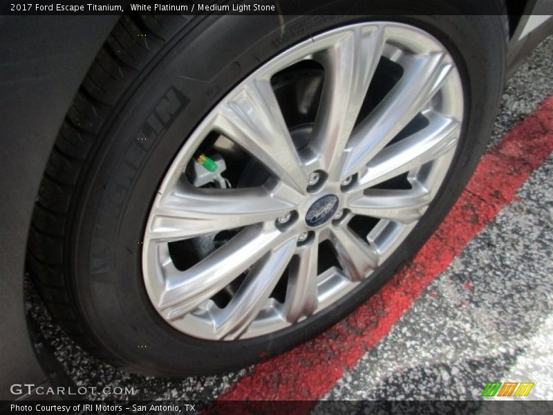 White Platinum / Medium Light Stone 2017 Ford Escape Titanium