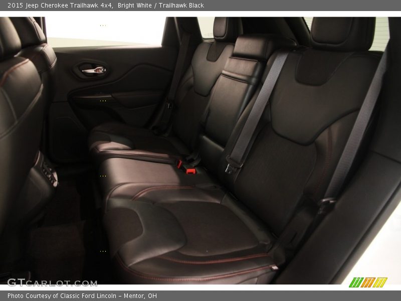 Bright White / Trailhawk Black 2015 Jeep Cherokee Trailhawk 4x4