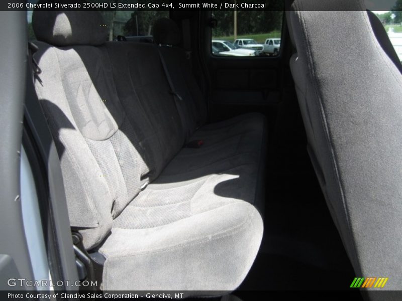 Summit White / Dark Charcoal 2006 Chevrolet Silverado 2500HD LS Extended Cab 4x4