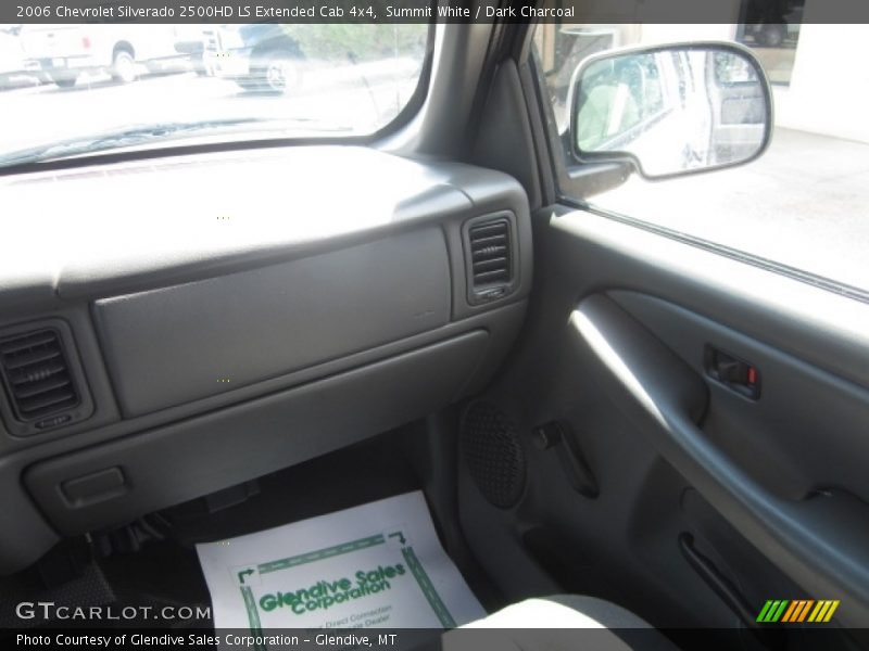 Summit White / Dark Charcoal 2006 Chevrolet Silverado 2500HD LS Extended Cab 4x4