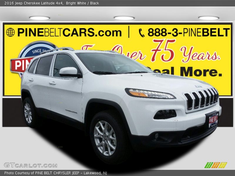 Bright White / Black 2016 Jeep Cherokee Latitude 4x4