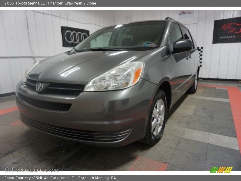 Phantom Gray Pearl / Stone 2005 Toyota Sienna LE