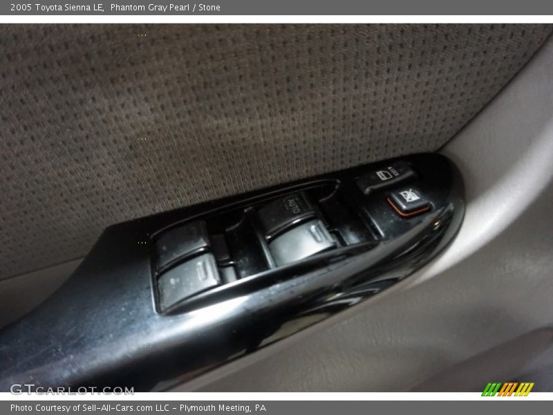 Phantom Gray Pearl / Stone 2005 Toyota Sienna LE