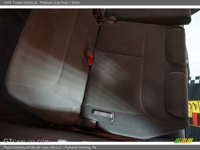 Phantom Gray Pearl / Stone 2005 Toyota Sienna LE