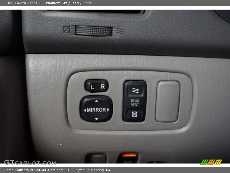 Phantom Gray Pearl / Stone 2005 Toyota Sienna LE